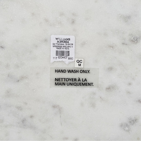 NWT Williams Sonoma Marble & Brass Monogram “H”Board - Picture 10 of 10